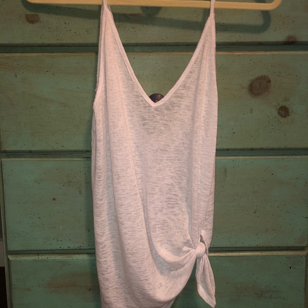 Urbanoutfitters v-neck tank